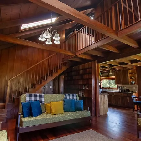 Mountain Wonders Chalet Monteverde Exterior photo
